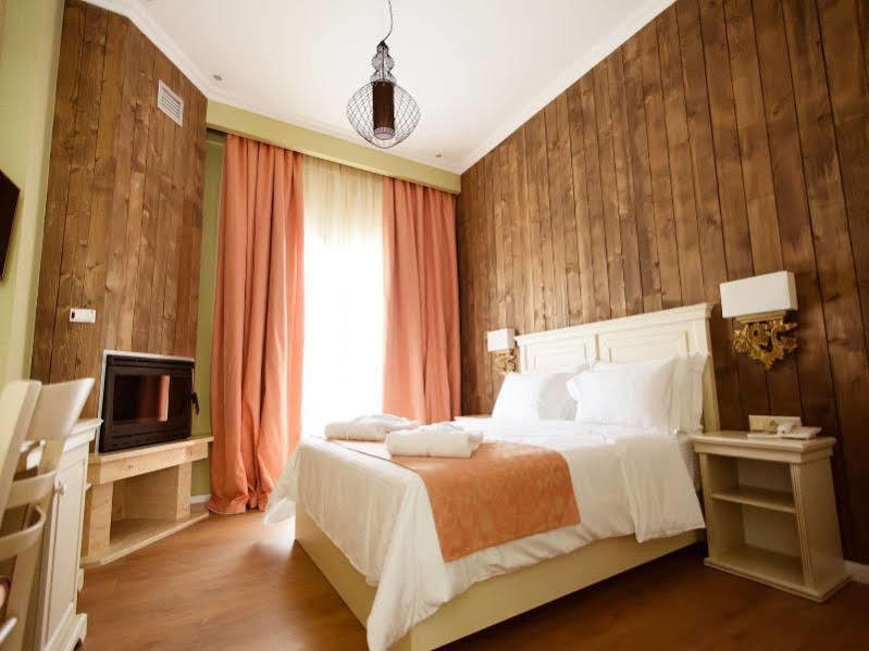 Irenes Resort Káto Loutrákion Екстериор снимка