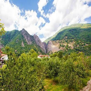 Irenes Resort Káto Loutrákion Екстериор снимка